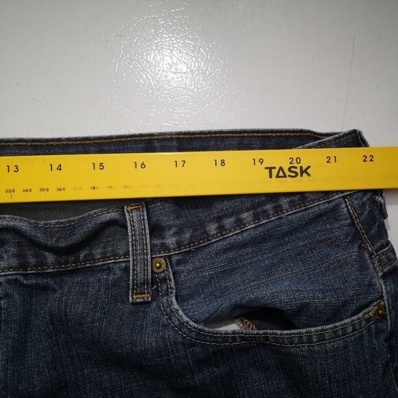 Levi's 569 Men's Size 42/32 Medium Wash Straight Legs Blue Jeans - Picture 12 of 14